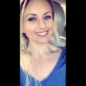 Meet your Posher, Christa